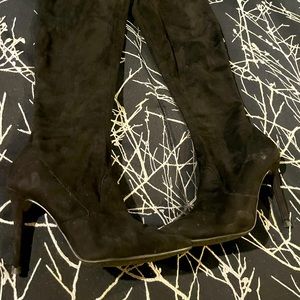 Tall Black Boots Fall/Spring